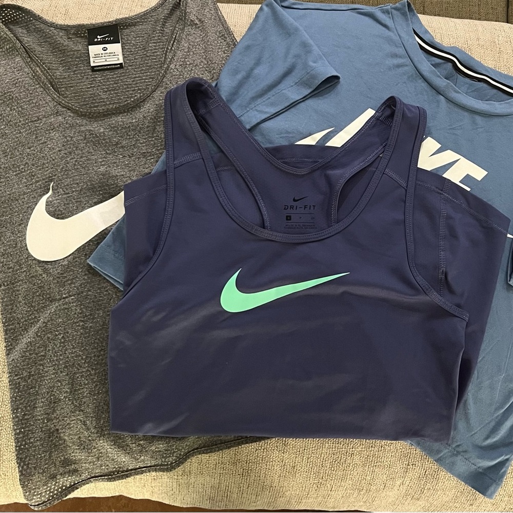 Nike Tank Top / Crop Top Lot of 3